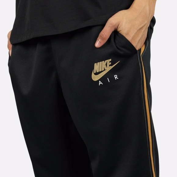 nike metallic club jogger